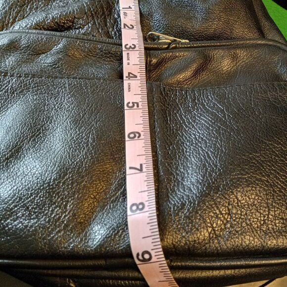 Black Leather Shoulder bag - Picture 5 of 11